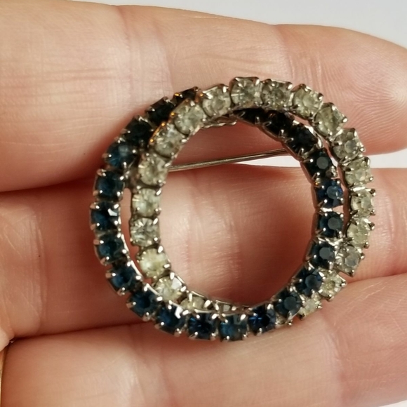 Relisted - Vintage circles brooch blue silver tone pin rhinestone - Picture 4 of 7
